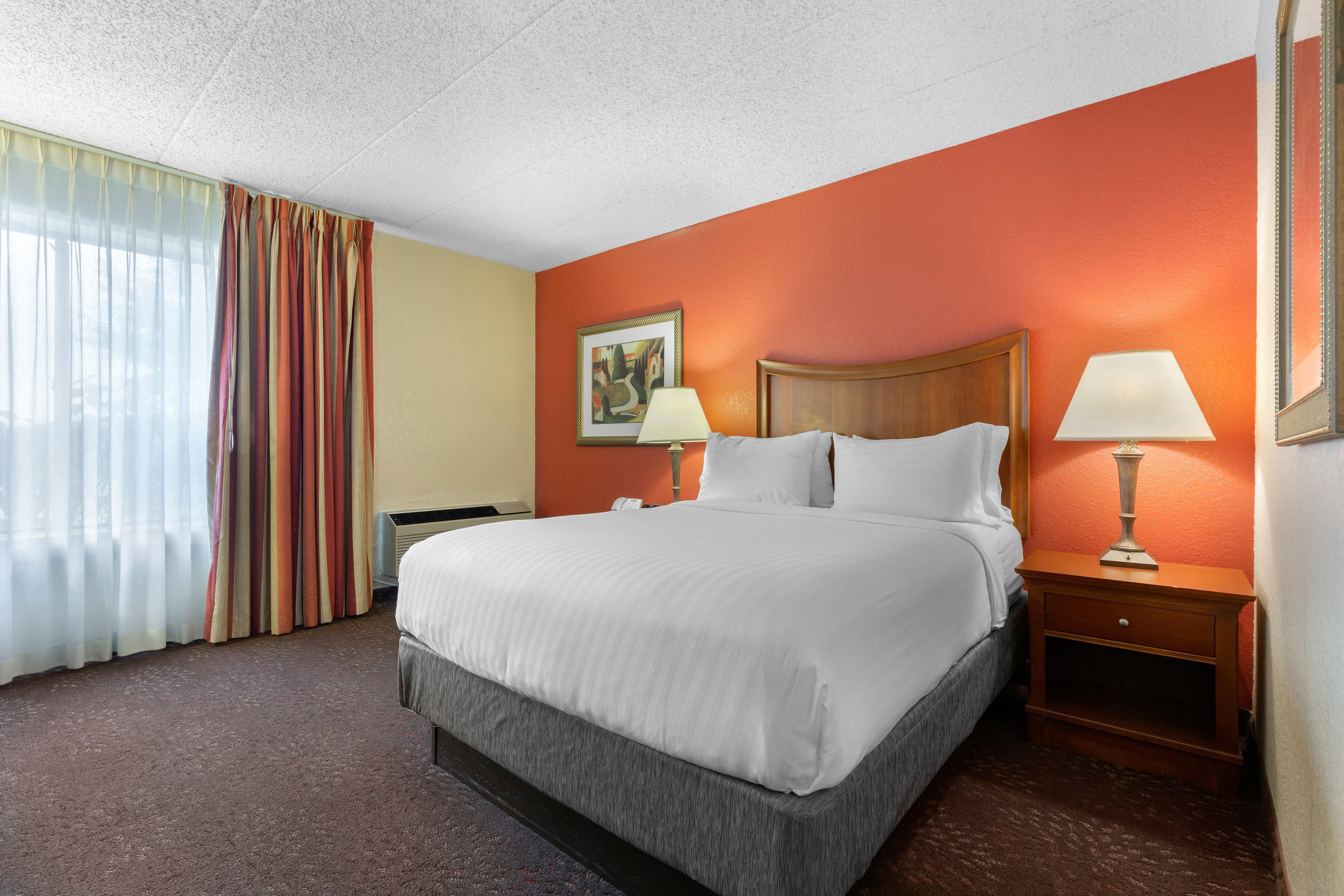 Holiday Inn Express Chicago-Downers Grove By Ihg Exterior foto